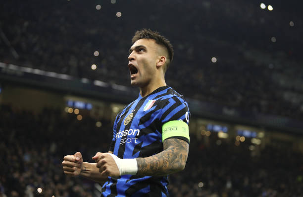 轻运动员而 轻运动员而