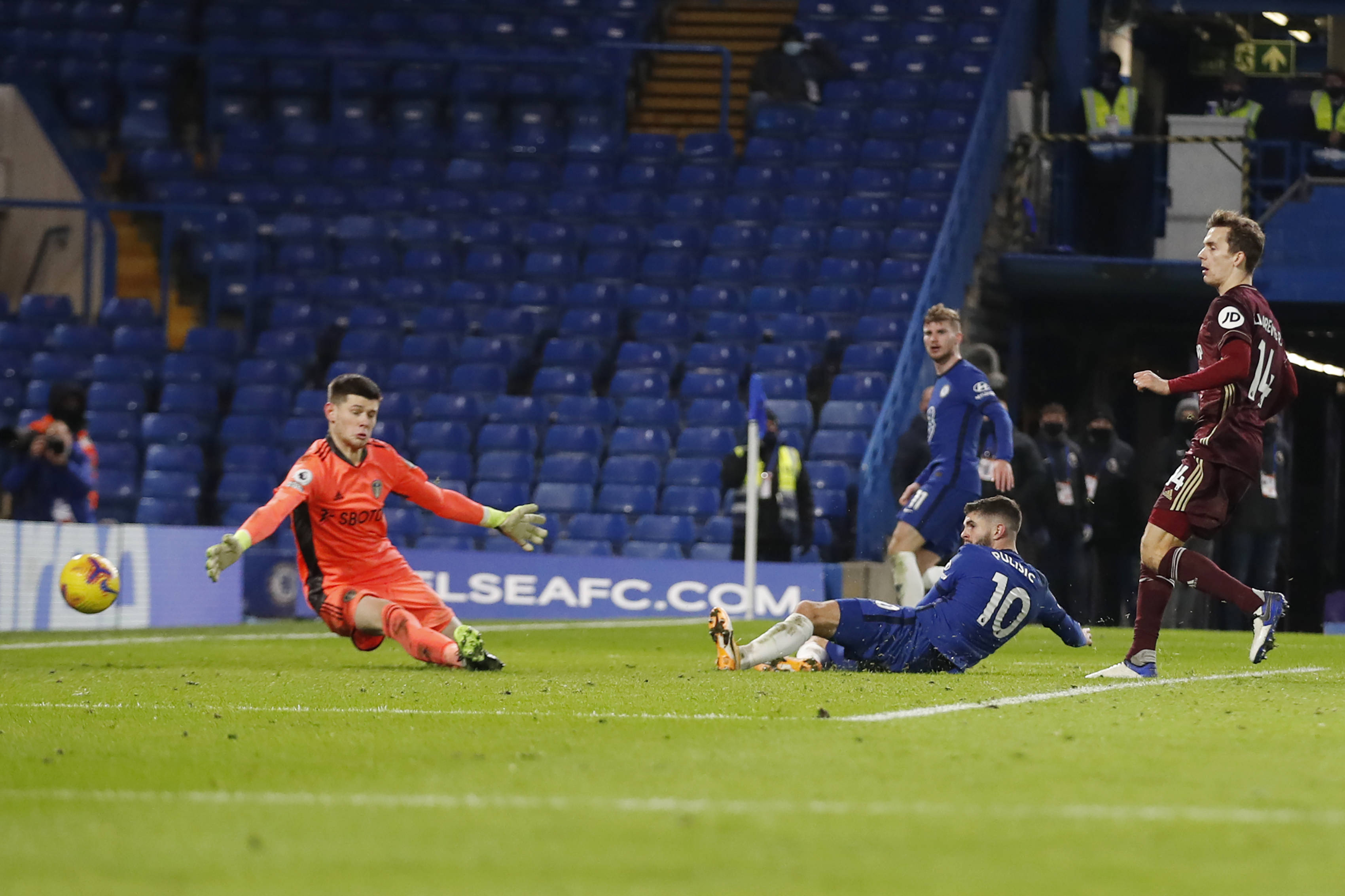 当队友出现 当队友出现